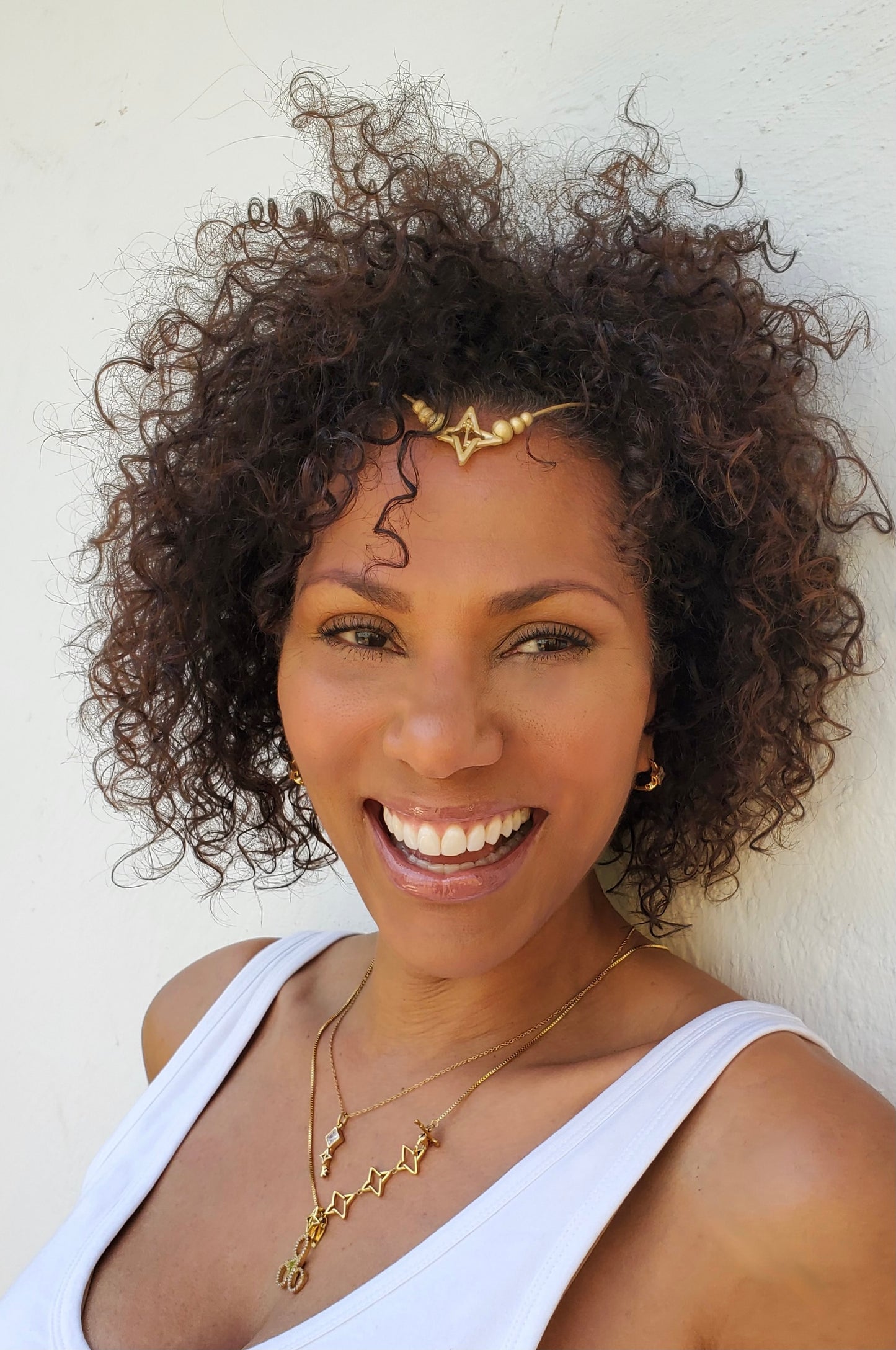 VALENCIA KEY Halo of Light Matte Gold Tone