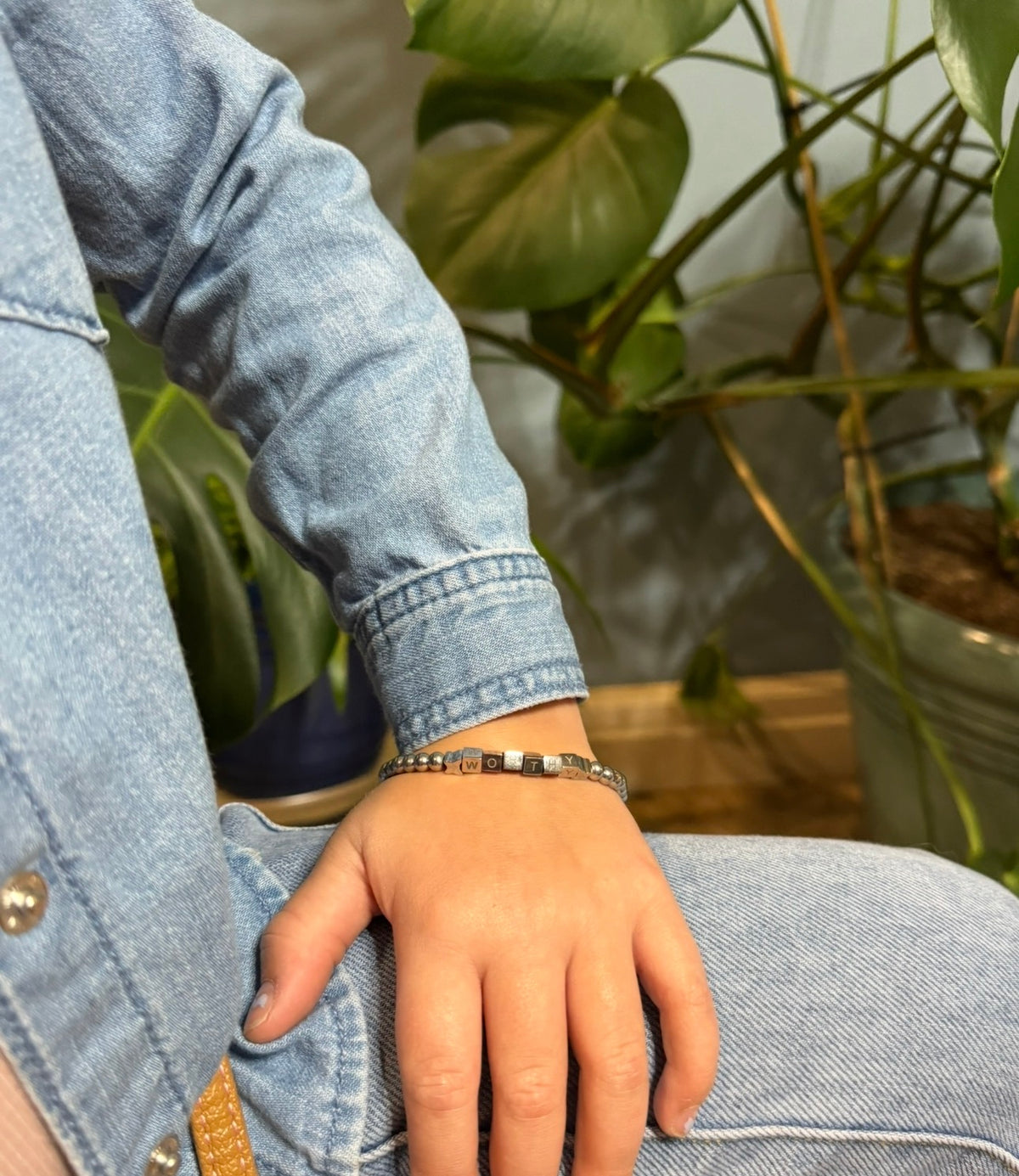 VALENCIA KEY WORTHY Mommy & Me Bracelet Set – Silver Tone | 5" + 8"
