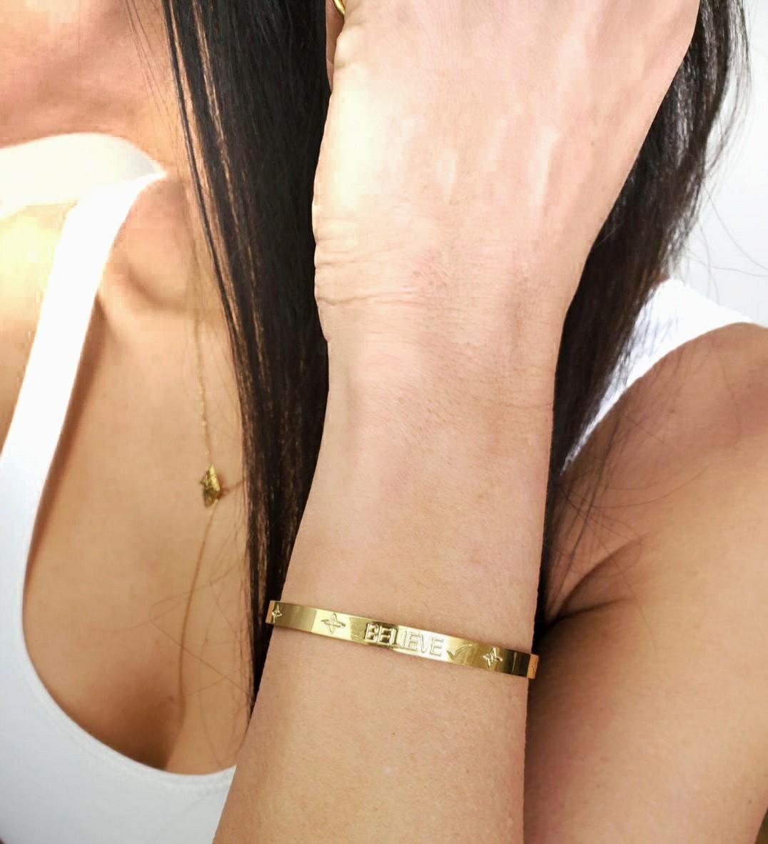 VALENCIA KEY Believe Bracelet Gold Tone